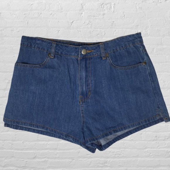 Honey Punch Embroidered Flame Pocket Shorts NWT Sz M - Picture 1 of 11